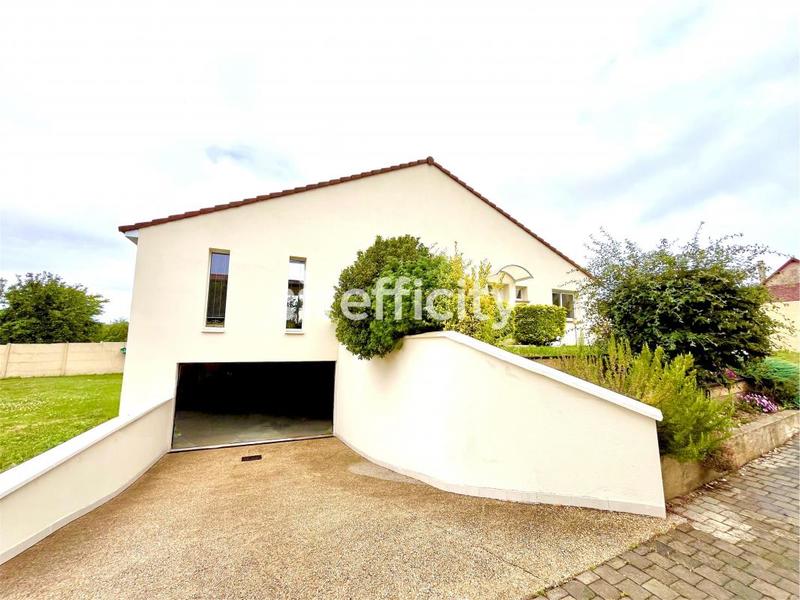 Maison - 179 m² - 5 pièces