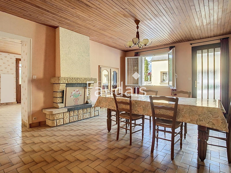 Maison - 111 m² - 5 pièces