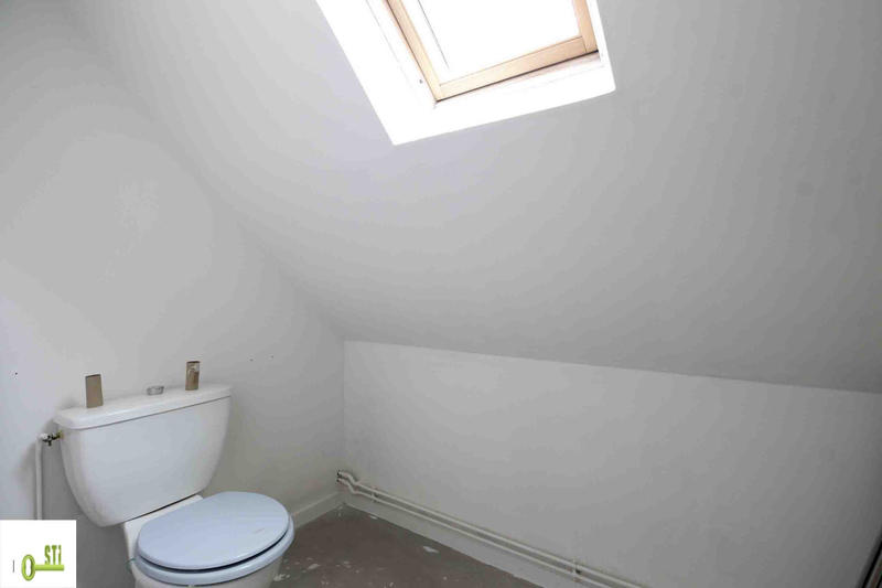 Maison - 151 m² - 8 pièces