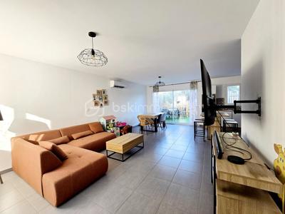 Maison - 84 m² - 4 pièces