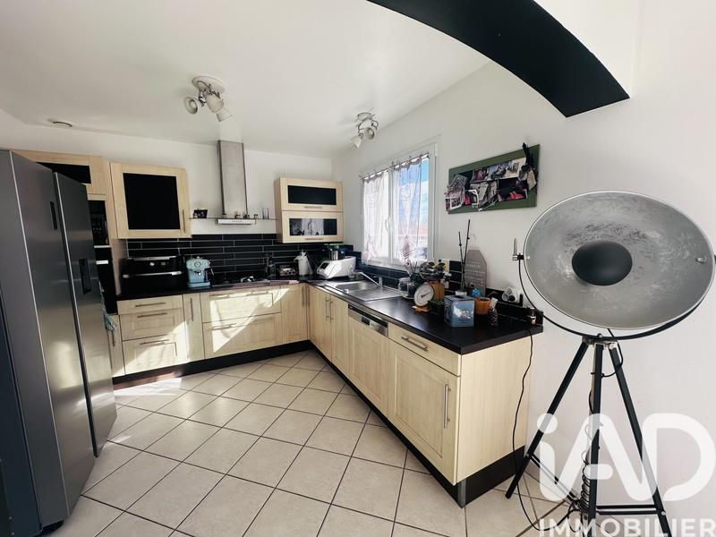 Maison - 153 m² - 8 pièces