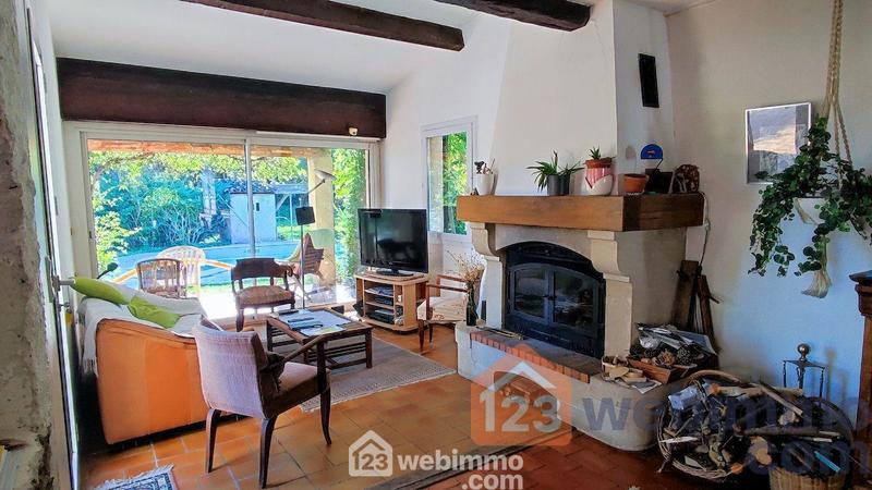 Villa - 180 m² - 6 pièces