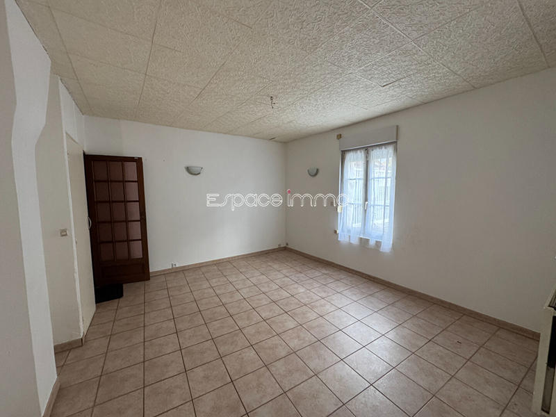 Local commercial - 786 m²