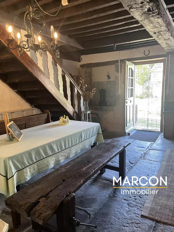 Maison - 137 m² - 4 pièces