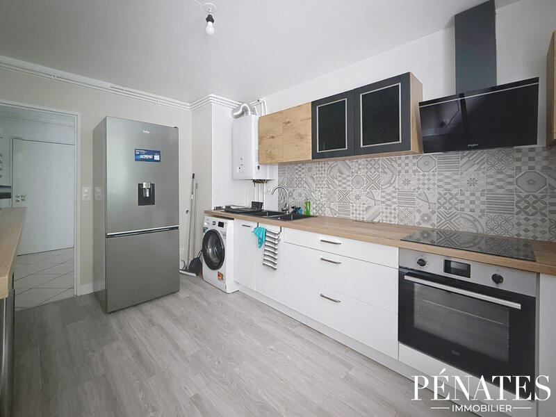 Appartement - 77 m² - 4 pièces