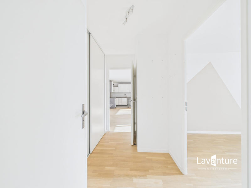 Appartement - 89 m² - 4 pièces