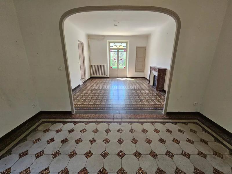 Maison - 152 m² - 9 pièces