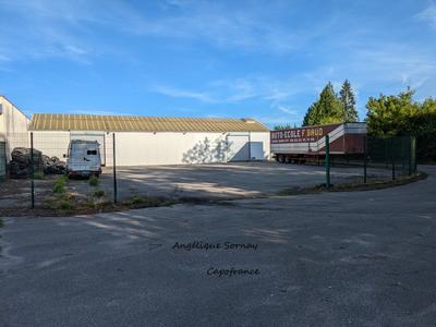 Local d'activité / Entrepôt - 1 518 m² - 4 pièces