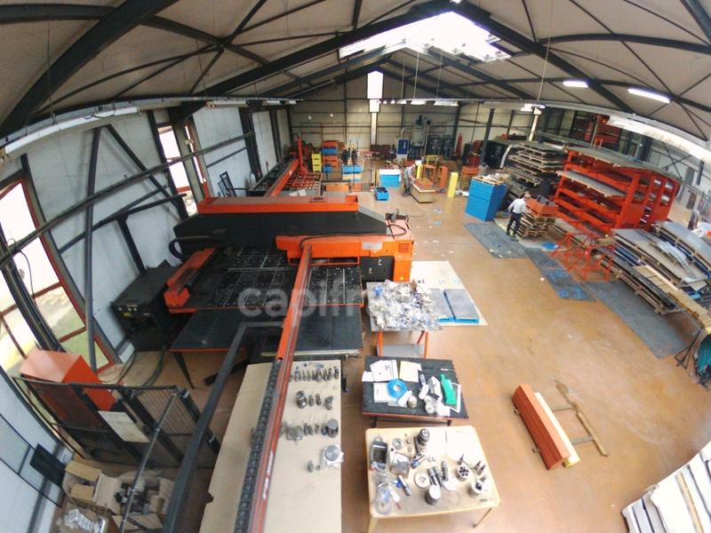 Bureau - 2 400 m² - 11 pièces