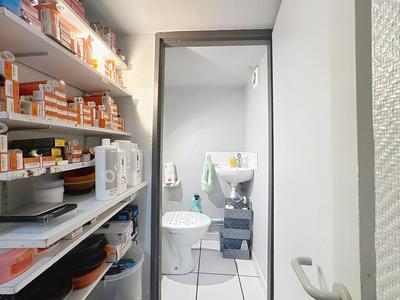 Local commercial - 48 m² - 3 pièces