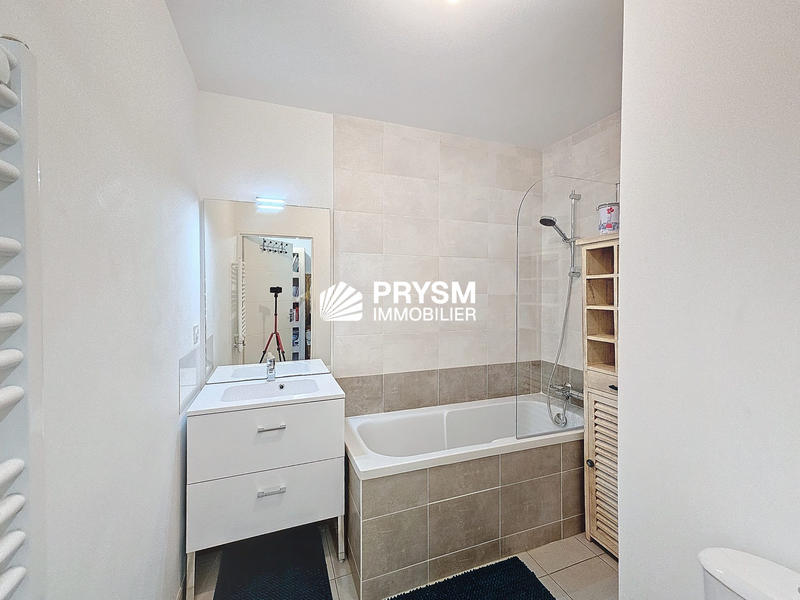 Appartement - 80 m² - 4 pièces