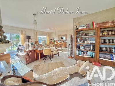 Maison - 185 m² - 5 pièces