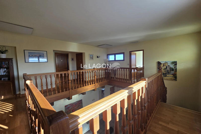 Maison - 170 m² - 6 pièces