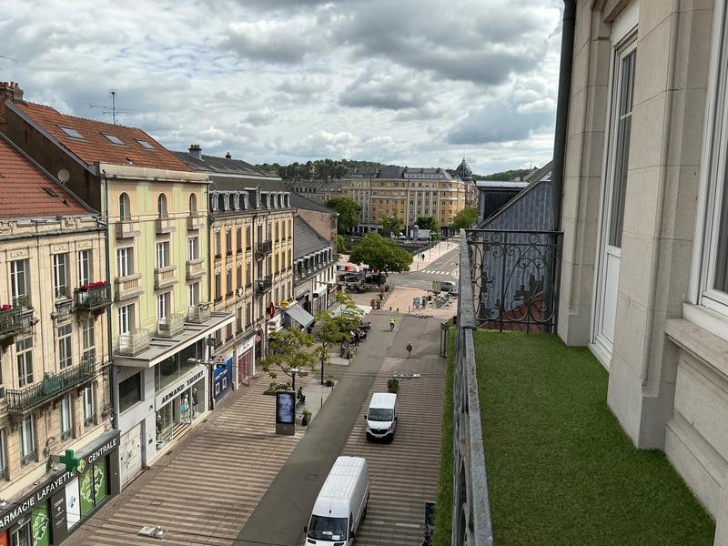 Appartement - 161 m² - 8 pièces