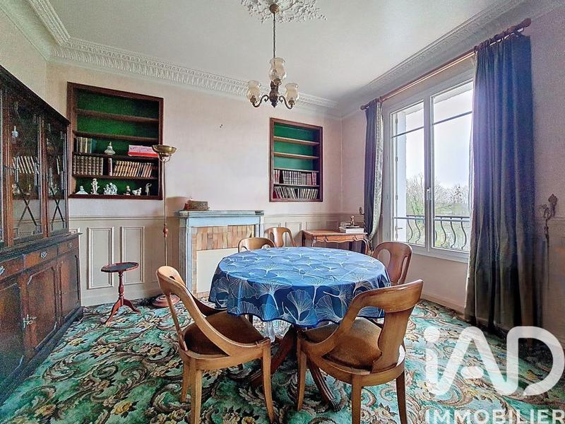 Maison - 166 m² - 8 pièces