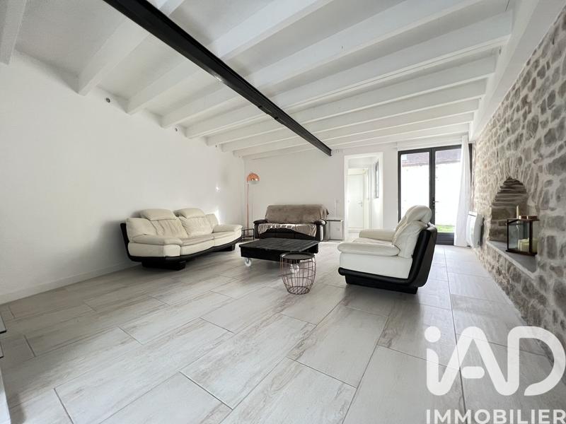 Maison - 230 m² - 8 pièces