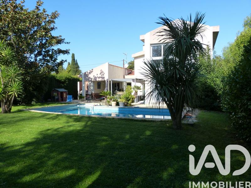 Maison de maîtres - 210 m² - 8 pièces