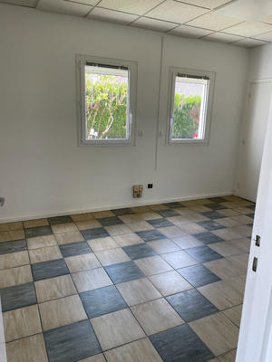 Local commercial - 145 m²