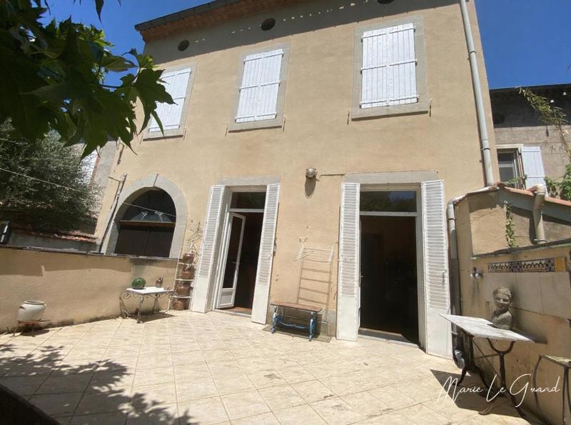 Maison - 184 m² - 7 pièces