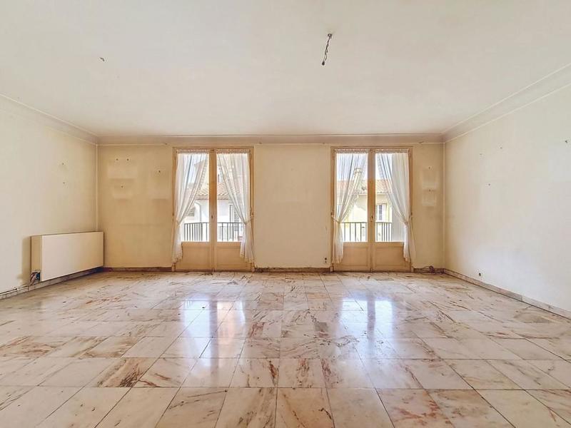 Appartement - 104 m² - 4 pièces