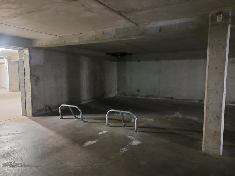 Parking / Garage - 15 m²