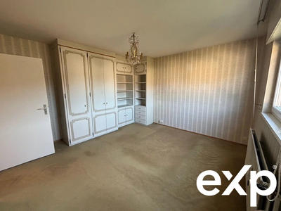 Appartement - 80 m² - 3 pièces