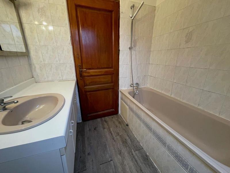 Maison - 84 m² - 3 pièces