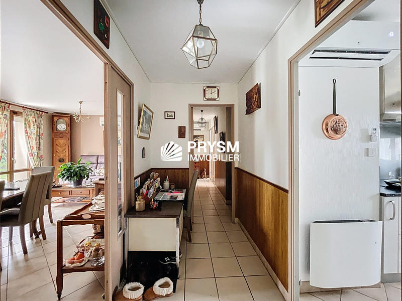 Maison traditionnelle - 80 m² - 4 pièces