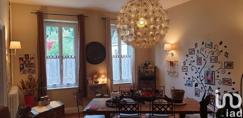 Maison de ville - 257 m² - 7 pièces