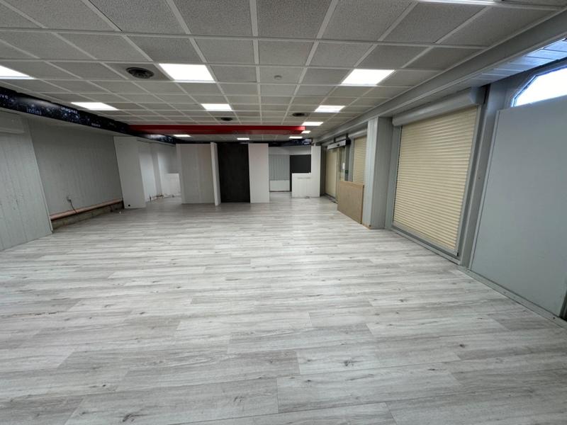 Local commercial - 280 m² - 1 pièce