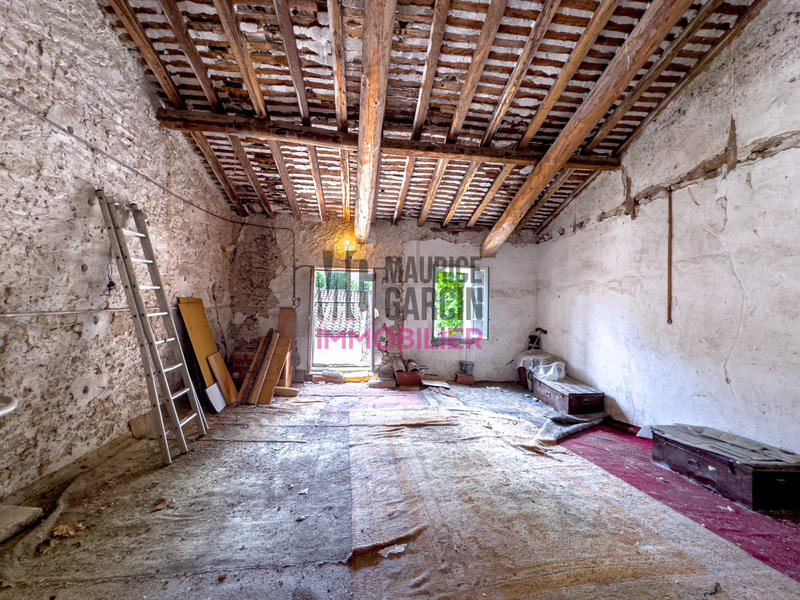 Maison - 215 m² - 6 pièces