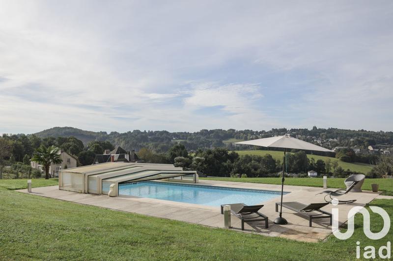 Maison de maîtres - 238 m² - 9 pièces