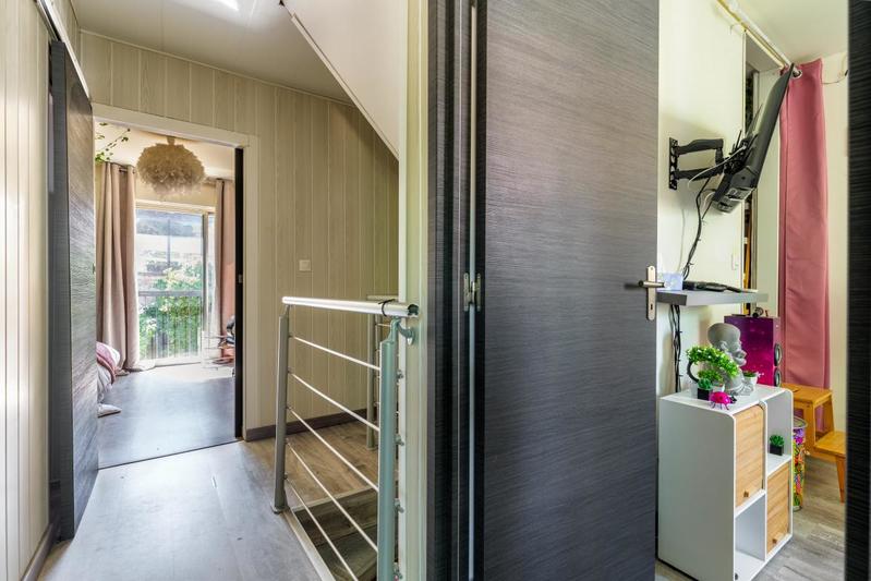 Appartement - 96 m² - 5 pièces