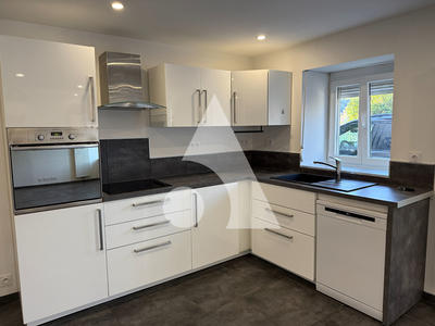 Maison - 98 m² - 5 pièces