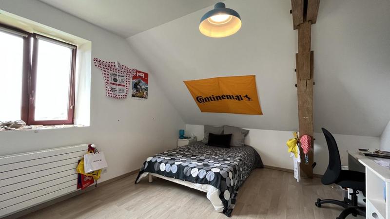 Maison en pierre - 220 m² - 6 pièces