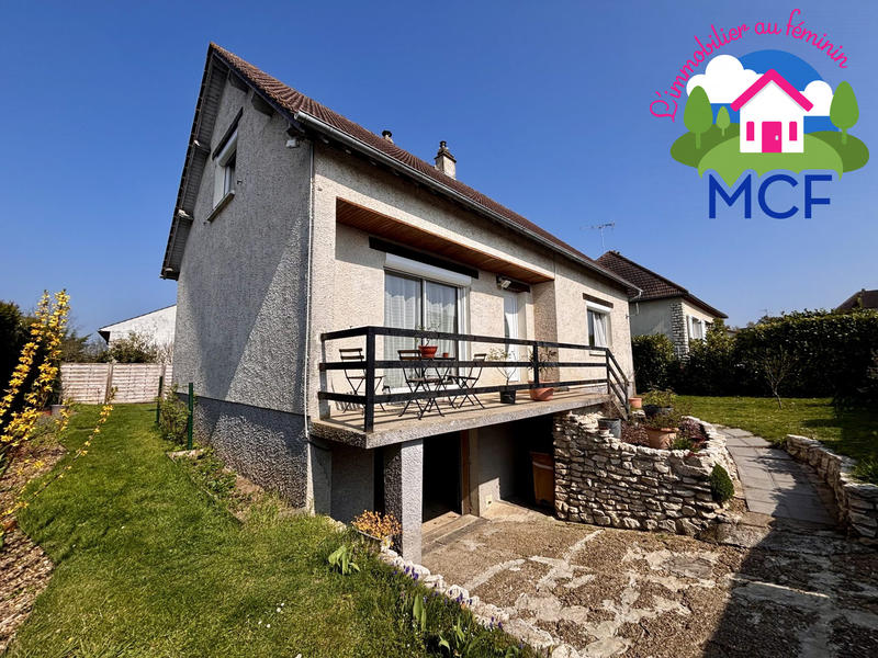 Maison traditionnelle - 112 m² - 5 pièces