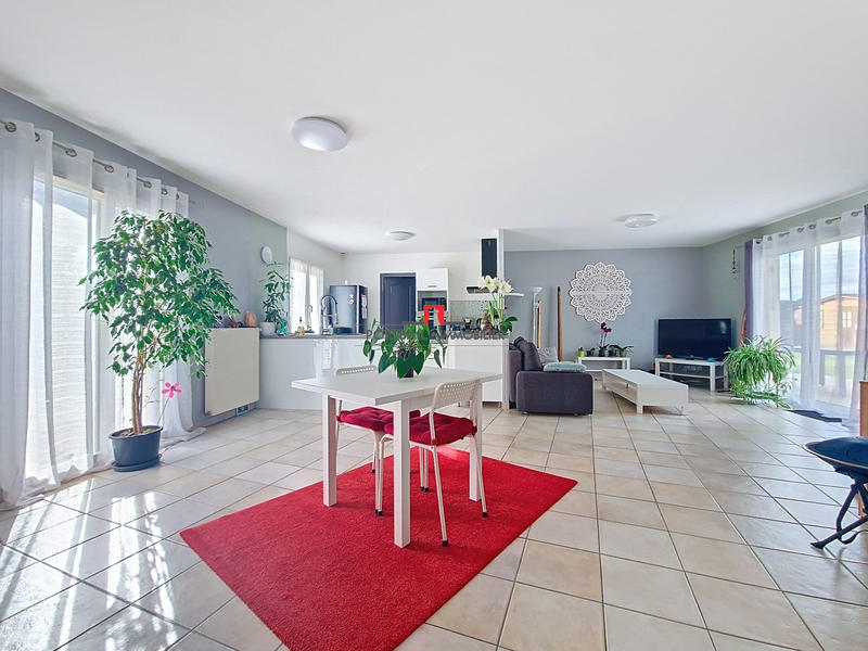 Maison contemporaine - 120 m² - 6 pièces