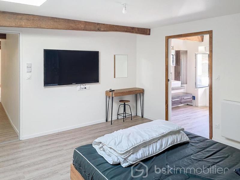 Maison de village - 259 m² - 8 pièces