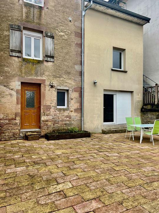 Appartement - 100 m² - 4 pièces