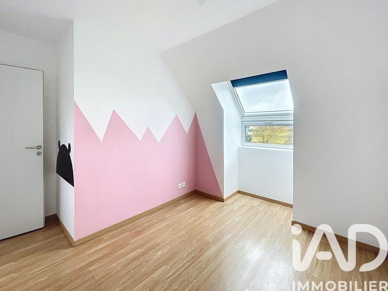 Maison - 98 m² - 5 pièces