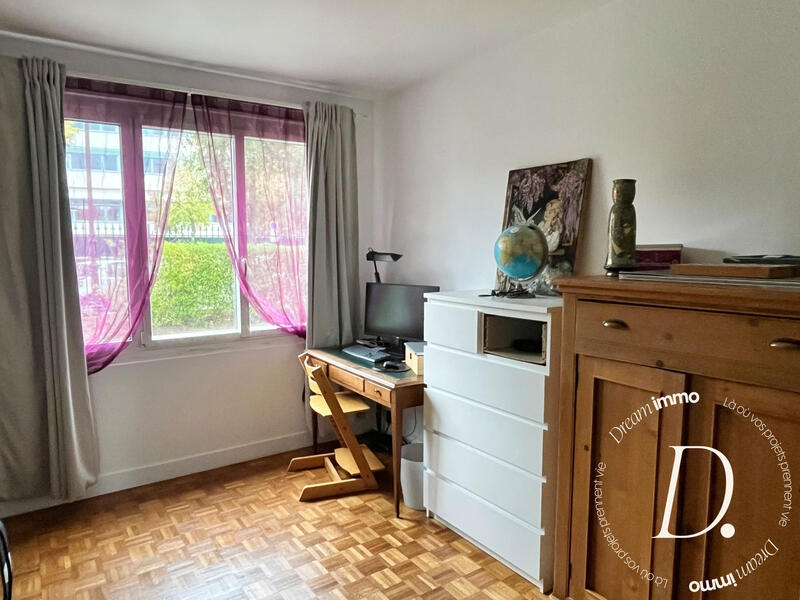 Appartement - 98 m² - 4 pièces