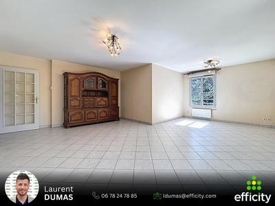 Appartement - 105 m² - 4 pièces