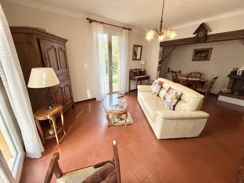 Maison - 157 m² - 8 pièces