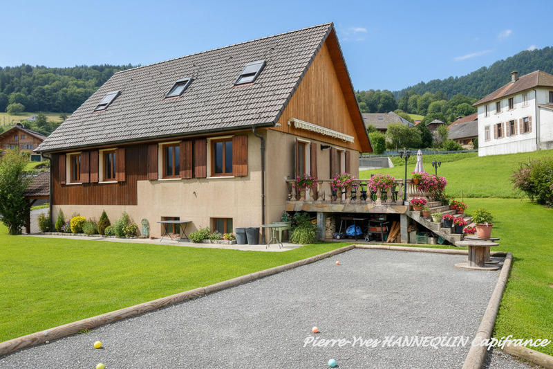 Maison - 130 m² - 7 pièces