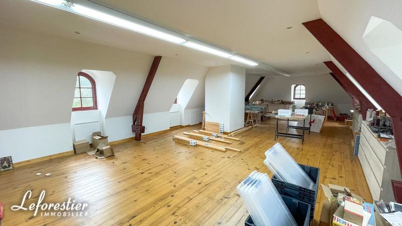 Propriété - 400 m² - 6 pièces