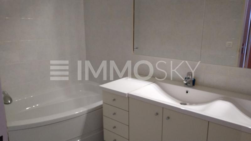 Appartement - 95 m² - 4 pièces