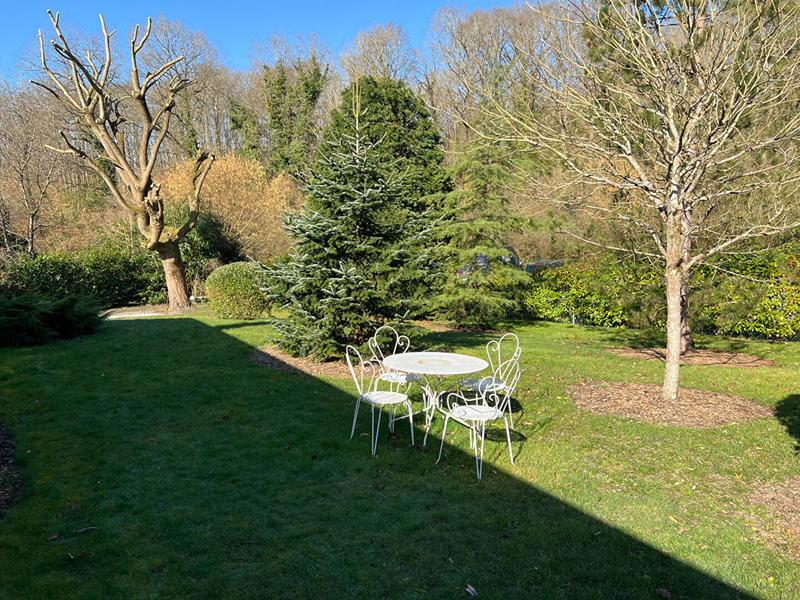 Maison - 221 m² - 5 pièces