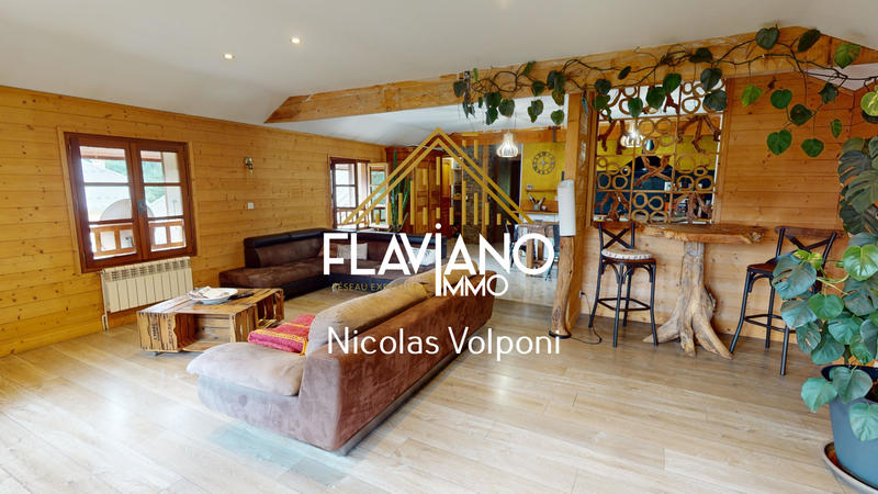 Appartement - 193 m² - 5 pièces