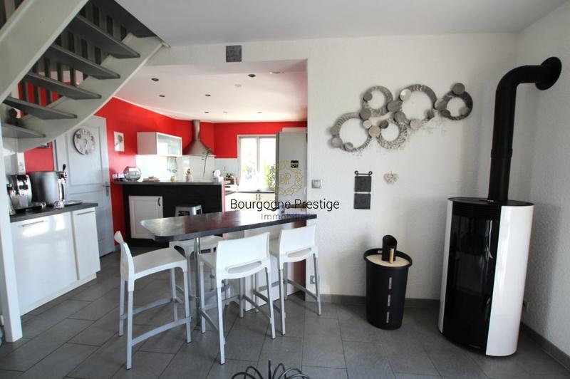 Maison - 135 m² - 5 pièces