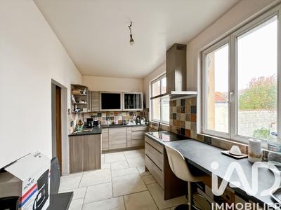 Maison - 80 m² - 4 pièces